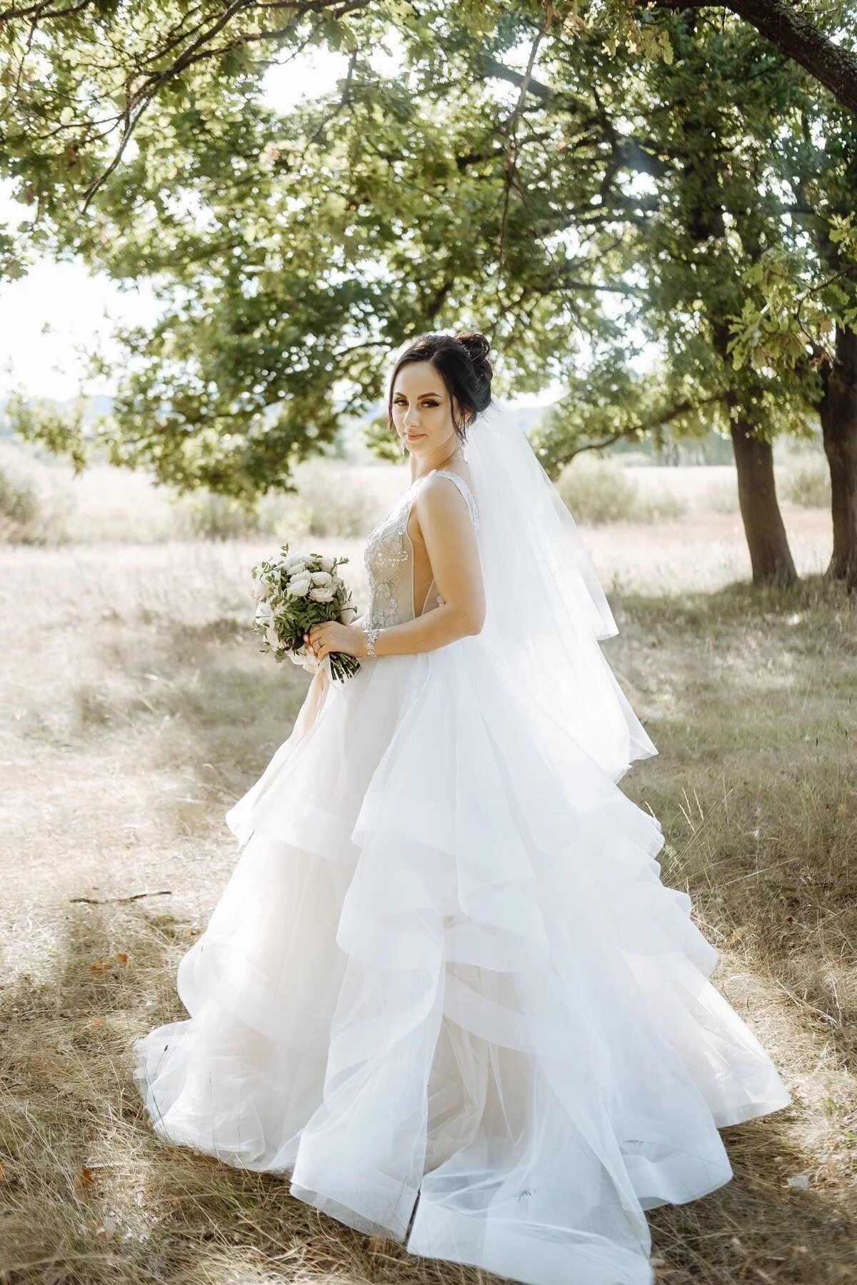 Платья мозырь. Элис невеста. alice свадебные платья. алиса wedding салон. брындиков элис свадьба.