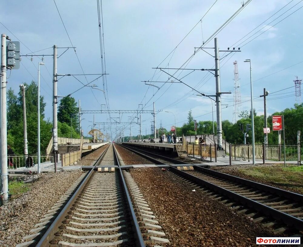 Железнодорожный переезд. Переезд ленинградская область. Новости строительства дорог спб. Шлагбаум железнодорожный. Железнодорожныйперерезд.