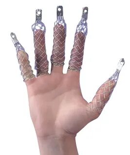 Saw fingering