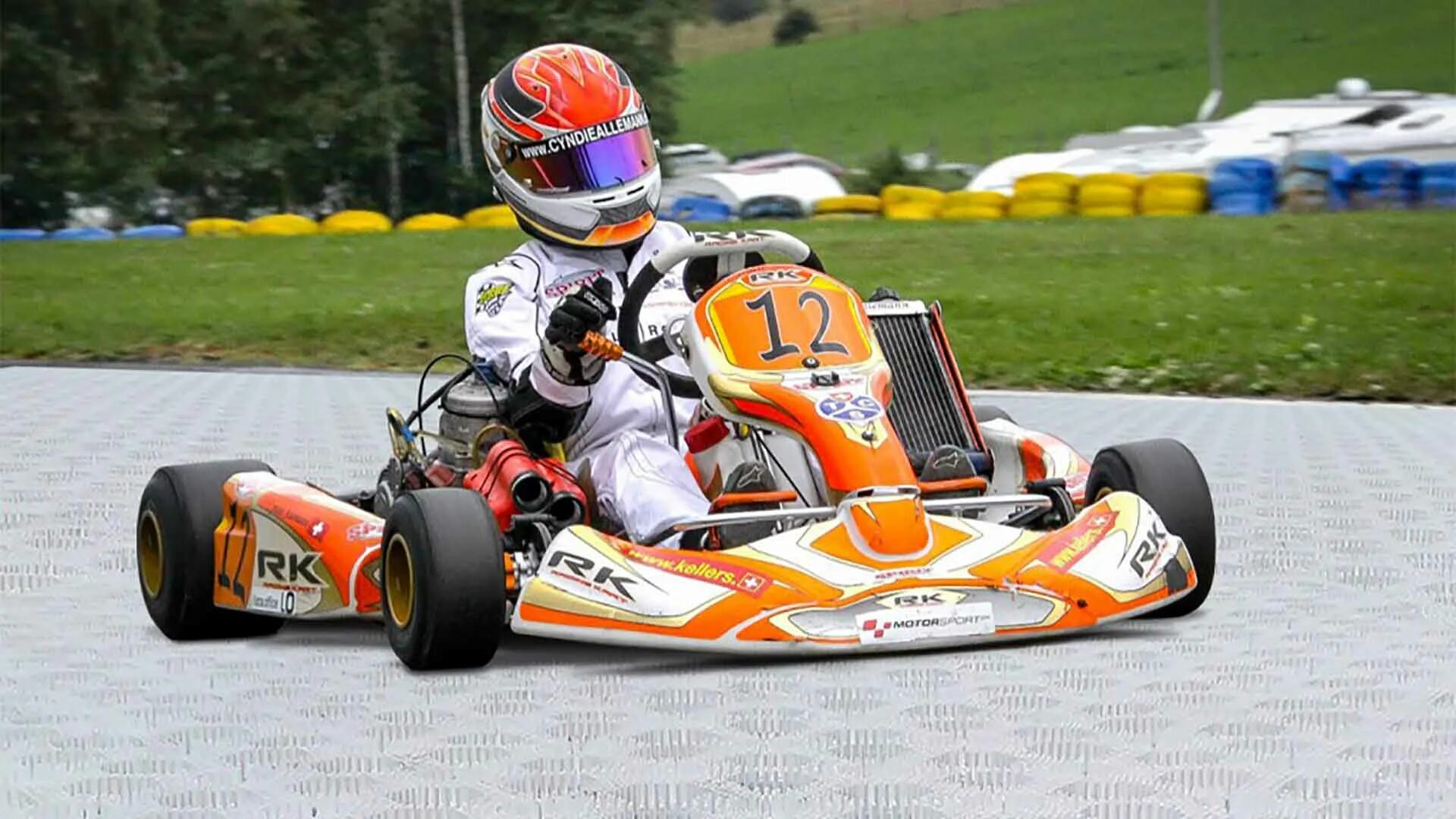 картинг скорость какая. гонки на картингах. картинг класс юниор. старт гонки картинга. картинг скорость какая.