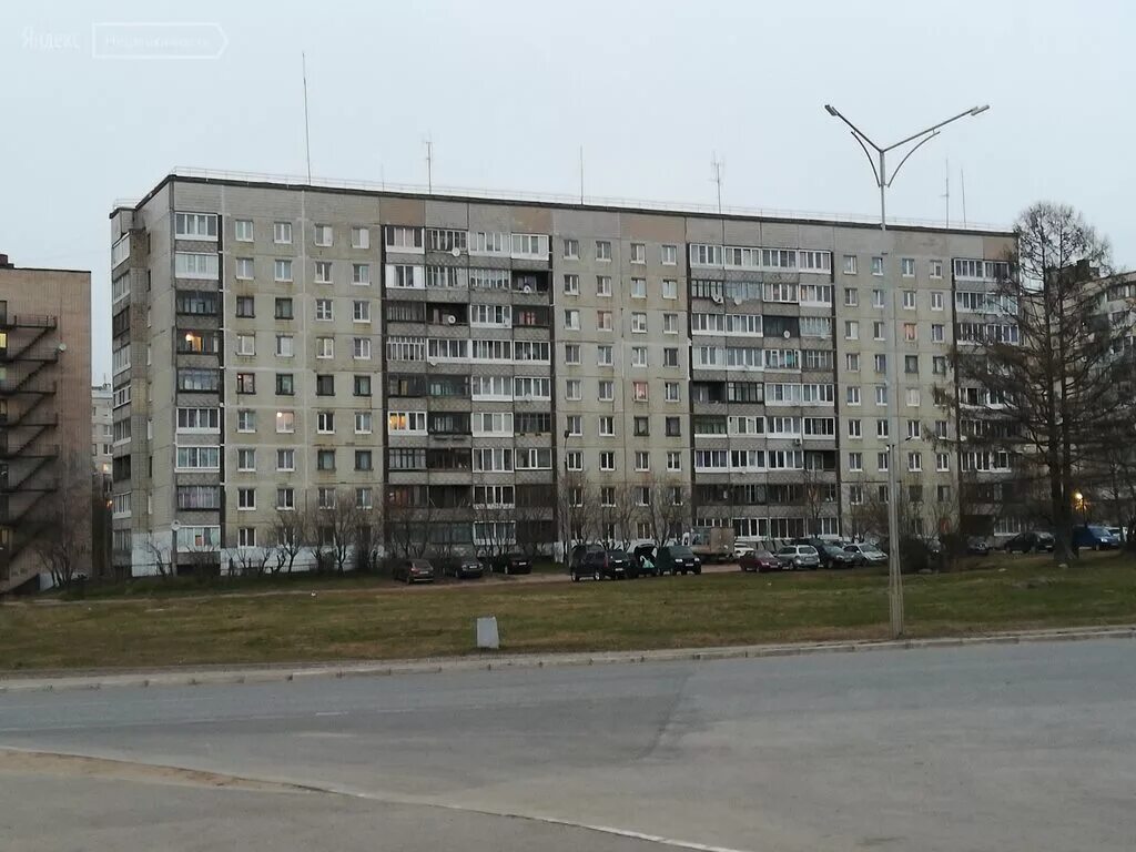 тихвин пятерочка. универсам тихвинский. 6 микрорайон 1 дом г тихвин. тихвин 1 микрорайон дом 1. город тихвин 1микрайон 4дом.