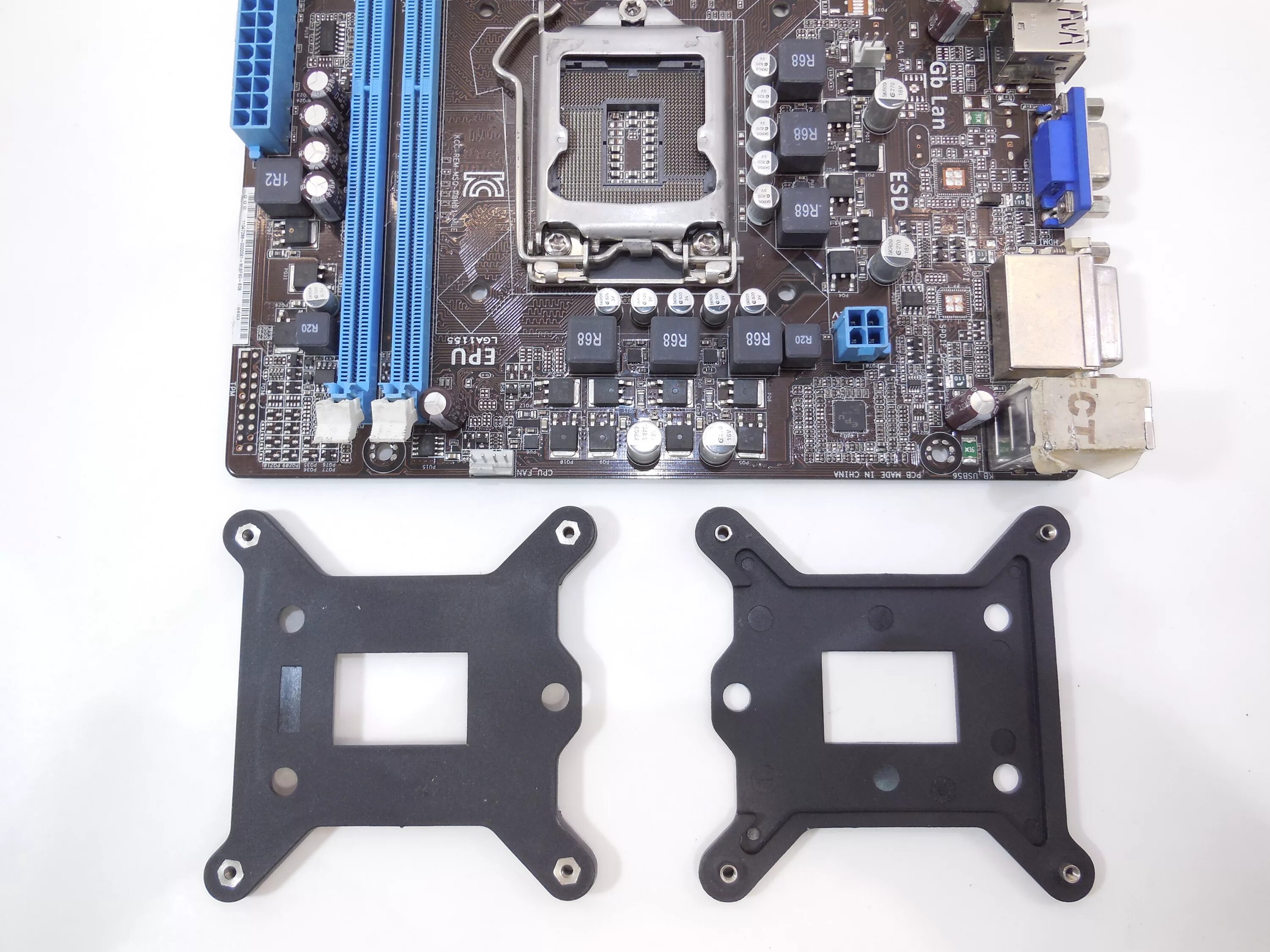 Socket 1155 процессоры. Сокет LGA 1155. Процессора Intel Socket 1155. Socket 1155 крепеж процессора. Рамка крепления для кулера Socket 1155 1150 1156.