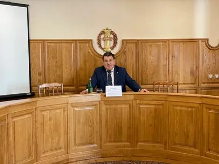 Действующего адвоката
