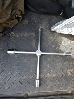 Баллон ключ