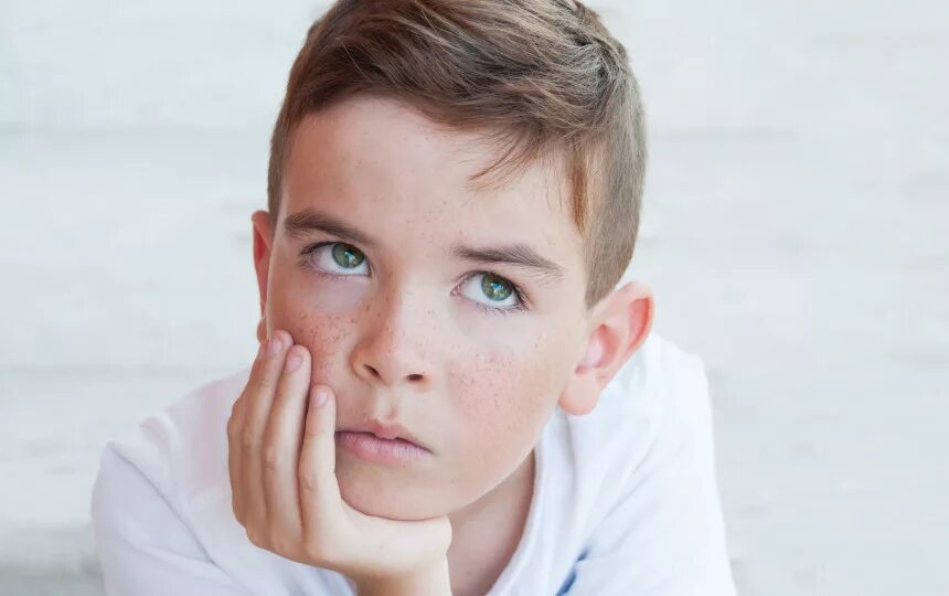 I love making boys cry. Cry boy. crying boy. need boys.