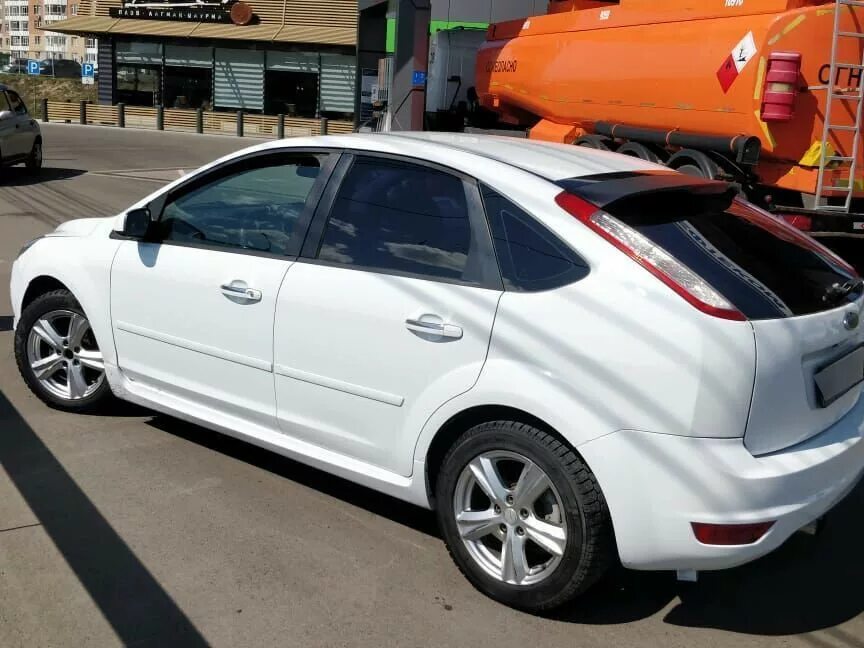 Белый Форд фокус 2 хэтчбек 2007. Ford Focus 2 2007 белый. Форд фокус 2007 хэтчбек белый. Форд фокус 2 хэтчбек белый. Купить форд фокус хэтчбек бу