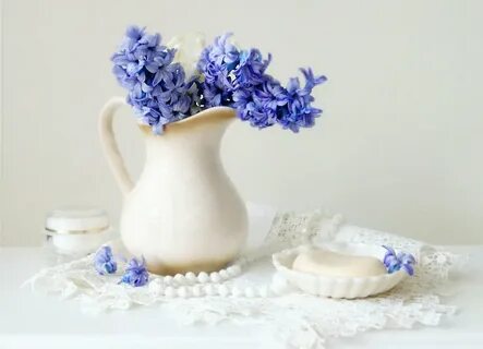 Кувшинчик синий цветок