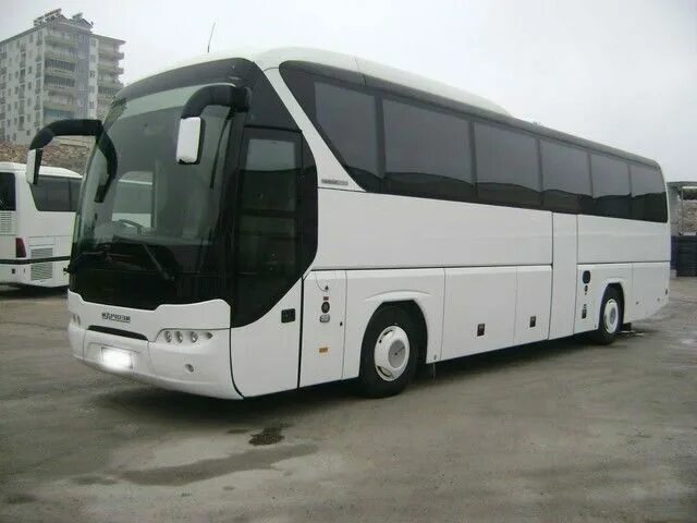 Стоимость междугородных. Автобус Неоплан 50 мест. Neoplan Tourliner салон 50 мест. Мягкий автобус. 50 Местный автобус.