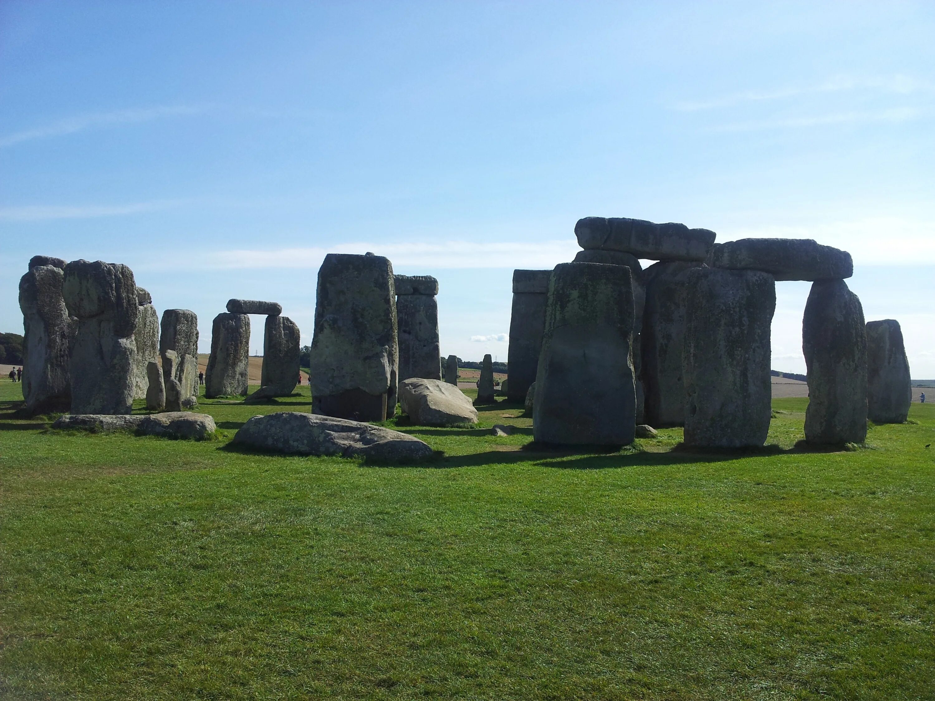 Monument stone. Стоунхендж святилище друидов. Кельты Стоунхендж. Шотландия Стоунхендж. Кельтские друиды Стоунхендж.