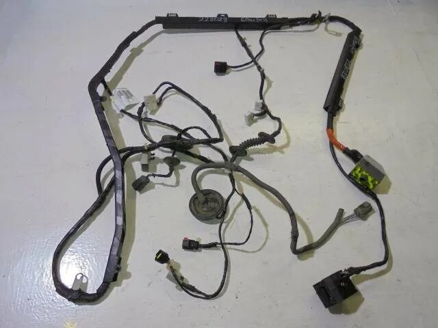 Проводка jeep grand cherokee. Коса на форсунки на grand cherokee zj 4. Проводка фары jeep commander. Проводка jeep grand cherokee. Подкапотная коса электропроводки джип чероки xj 1993.