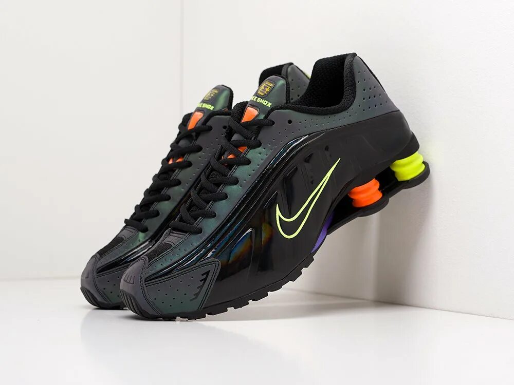 Найк р. Nike Shox r4 Black. Найк шокс кроссовки. Кроссовки Nike Shox r4 черные. Nike Shox 4.