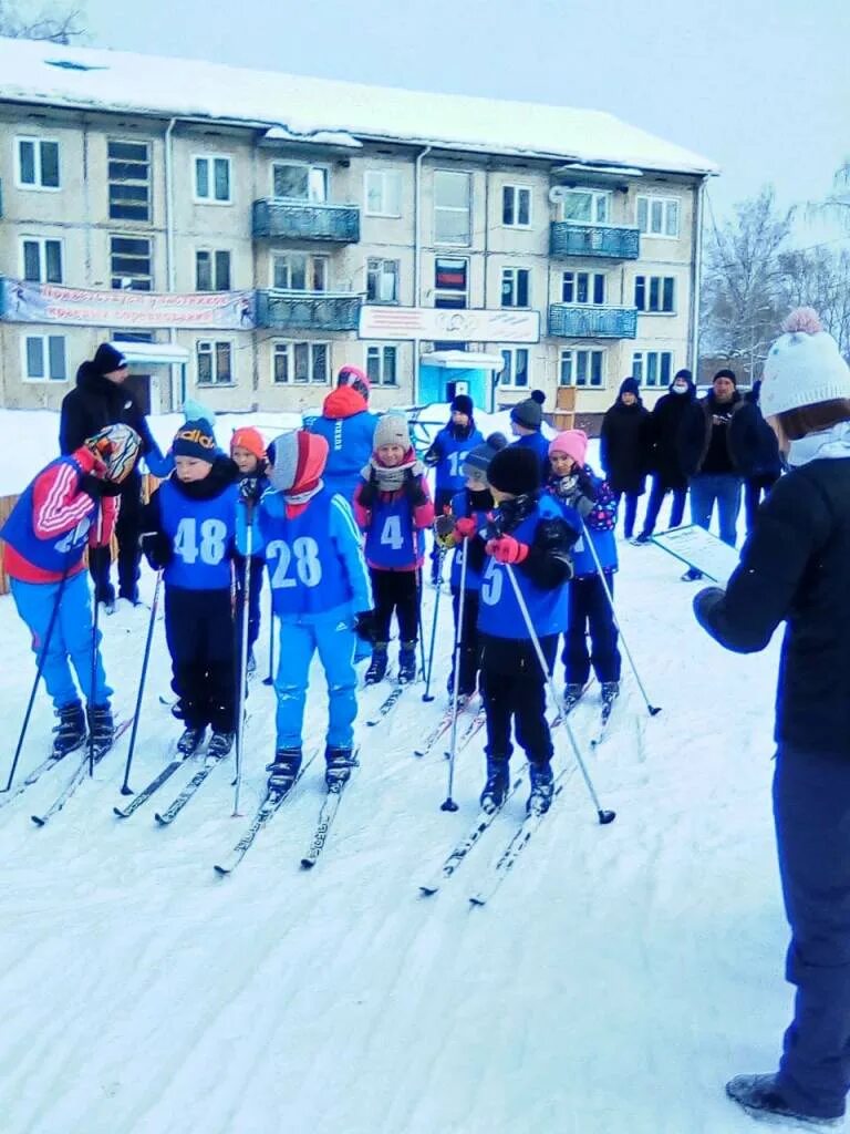 Спортивный праздник к 23 февраля отчет. Футбол Назарово.