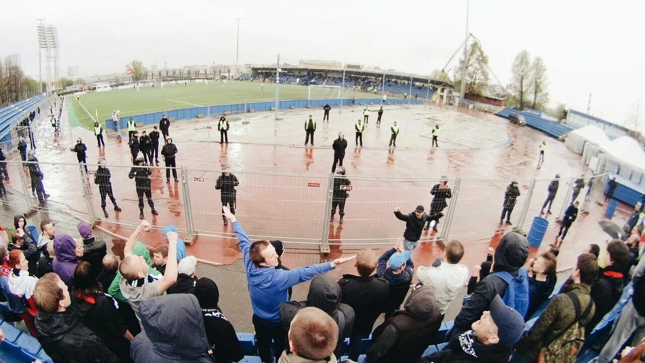 Стадион Динамо Петровский. Петербурге на стадионе МСА «Петровский».. Стадион МСА Динамо. Стадион динамо спб