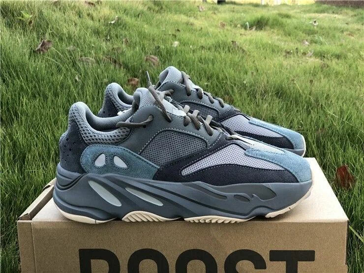 Изи буст 700 v2 би изи. Adidas Yeezy Boost 700. Adidas Yeezy Boost 700 Blue. Adidas Yeezy 700 v1. Adidas Yeezy Boost 700 v1.