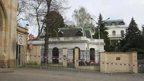 Консульство в праге