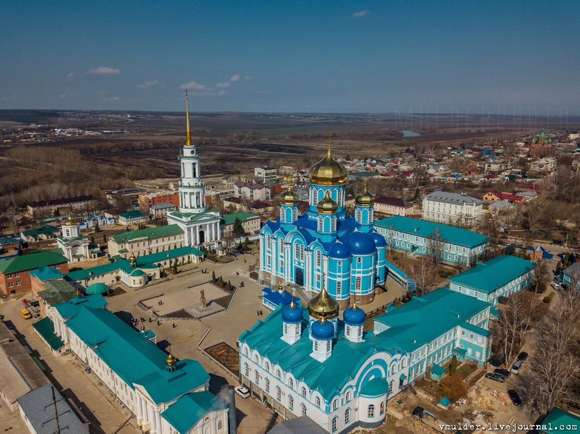 Задонский монастырь Тихона Задонского. Храм Тихона Задонского в Задонске. Г Задонск Липецкая область мужской монастырь.