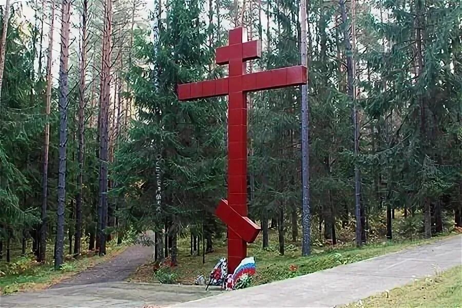 Мэр Смоленска назвал "российским" мемориал "Катынь" с могилами польских офицеров