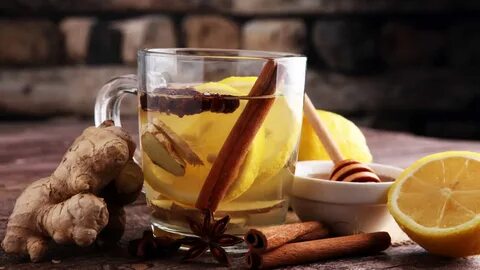 Smíchala zázvor a citron s vodou a zapomněla na nachlazení: 2 ingredience nahradí půl lékárničky