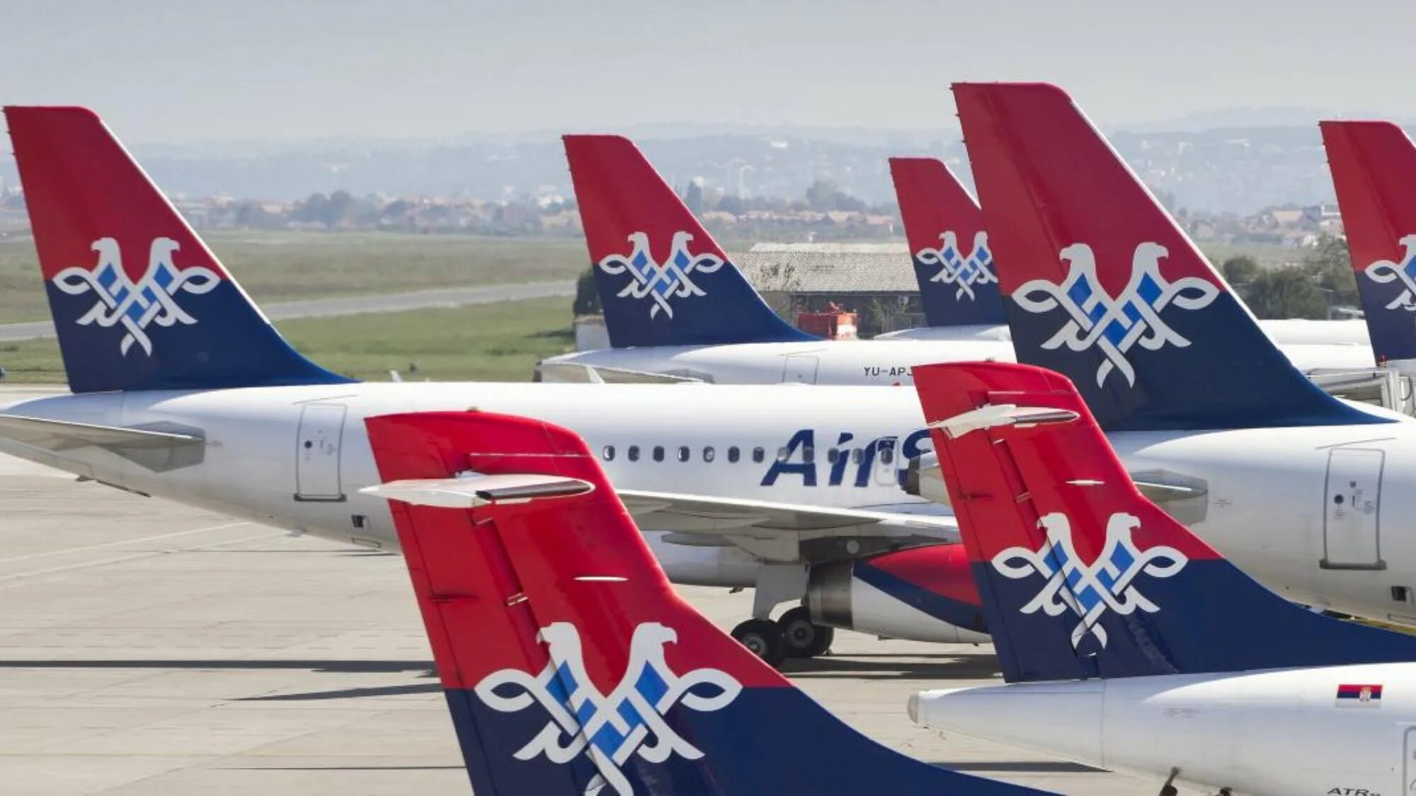 Airbus a320 air serbia. Сайт авиакомпании сербия. Сайт авиакомпании сербия. Аир сербия самолеты. Airbus a330-200 сербия.