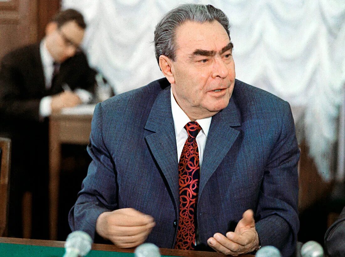 Брежнев 1977. Откуда брежнев