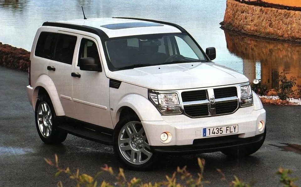 Dodge nitro. Dodge Nitro 2007. Додж нитро 2017.