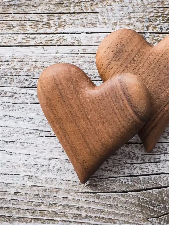 Wood love. Сердце в деревянной рамке. I love wood. I love wood. Заставка на рабочий стол сердечки.