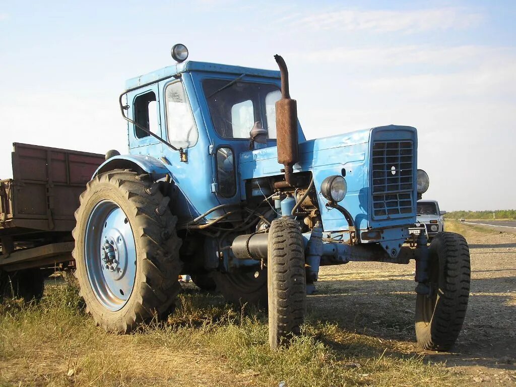 Авито курганская область трактор мтз. МТЗ 50. МТЗ-50 трактор. Трактор МТЗ 50 И МТЗ 80. Трактор МТЗ 52 И МТЗ 82.