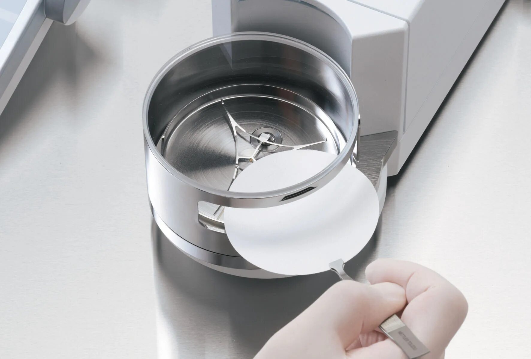 осветлитель со слоем взвешенного осадка. взвешивание фильтров афа. взвешивающий фильтр для измерения шума. взвешенная фильтрация. взвешивание фильтра на весах.