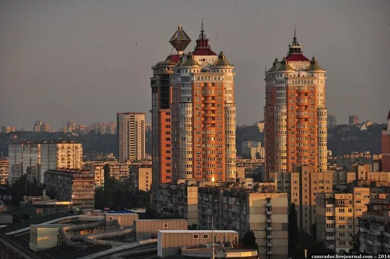 Гостиница юта ярославль. Свечка ярославль. Свечка ярославль. Кафе мельник ярославль. Старый мельник кафе ярославль.