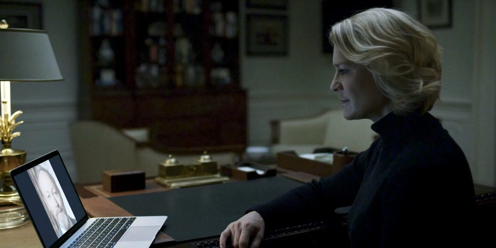 4 дома субтитры. Питер руссо карточный домик. Энтони моретти карточный домик. 4 дома субтитры. Ваш домашний помощник по дому герои дорамы.