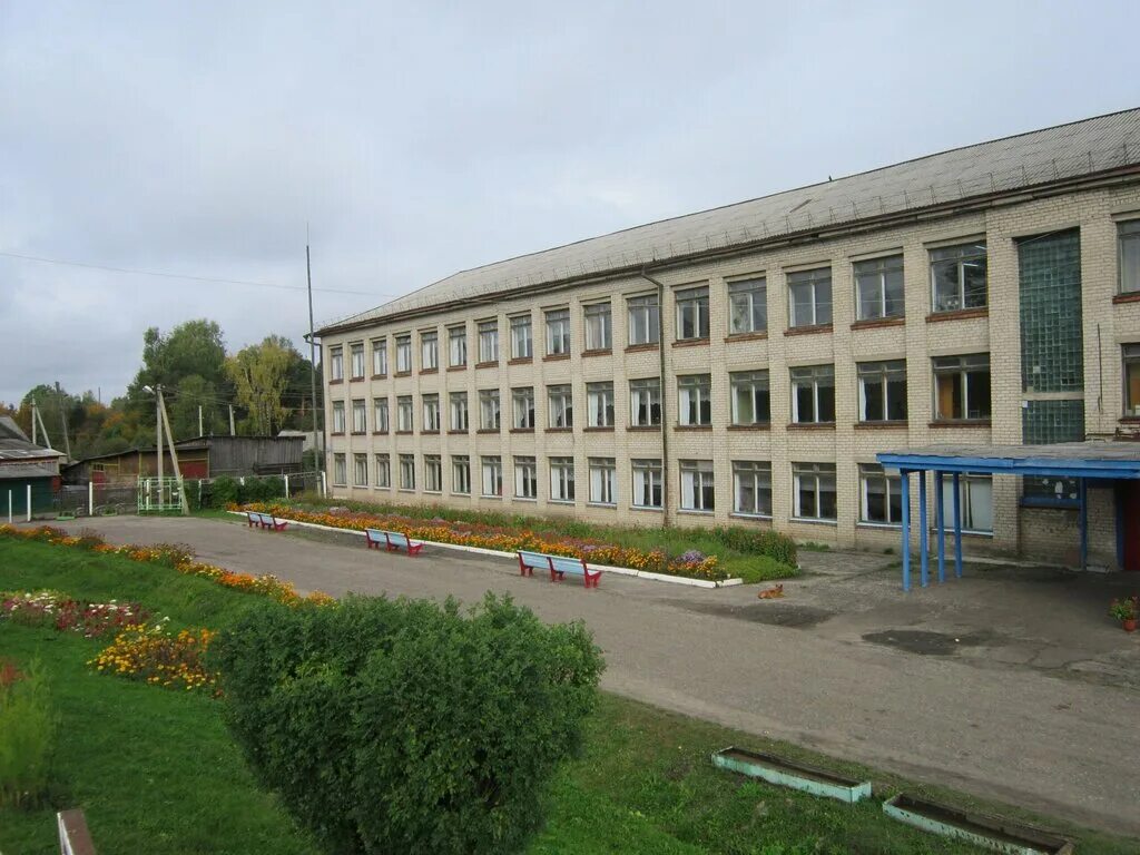 красносельская средняя школа волковысского района. школа 11 кострома. сайт костромской средней школы. сайт костромской средней школы. школа в караваево кострома.