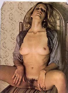 Slideshow nude photos of kirstie alley.