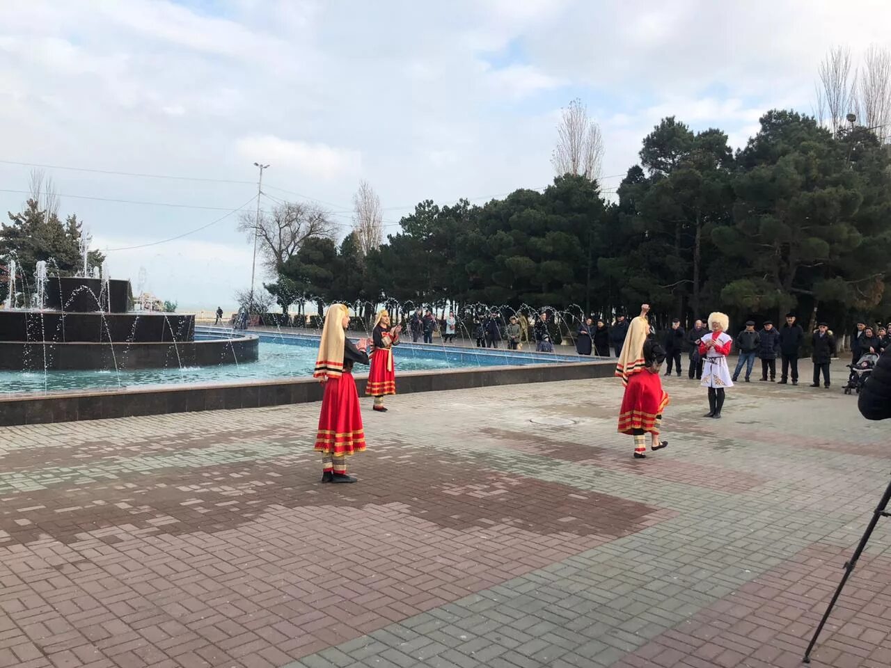 Взрыв в каспийске 1996 9 мая. Дагестан махачкала каспийск. Каспийск. Смотровая площадка каспийск. Администрация городского округа город каспийск.