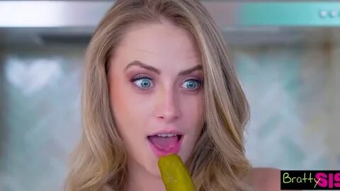 FAMILY QUARREL ENDS UP WITH A THREESOME FUCK WITH SLIM BLONDE KYLER QUINN A...