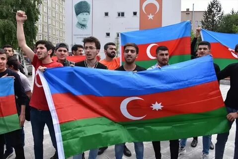 Почему армяне азербайджана
