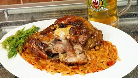 Капуста с рулькой по баварски