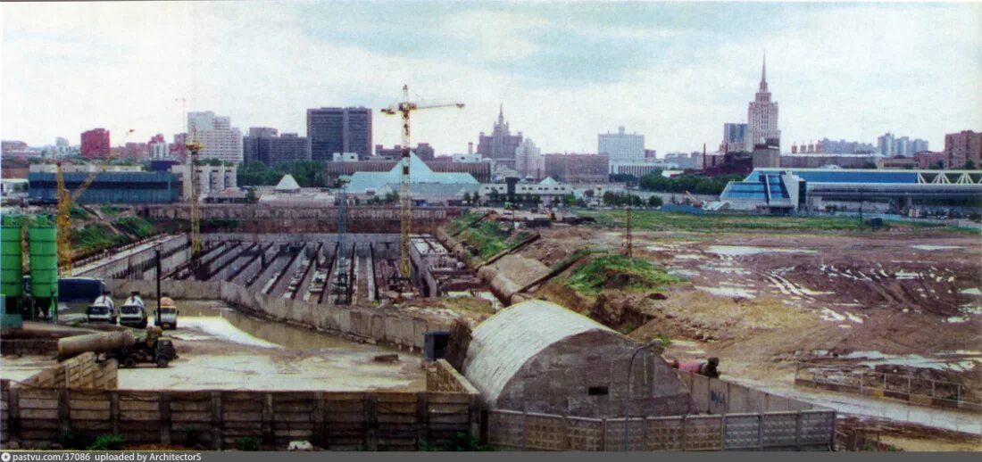 Технологии 2000 годов. Стройка Москва Сити 1995. Москва Сити стройка 2000 год. Москва Сити начало строительства 1998. Москва Сити 1995 год.