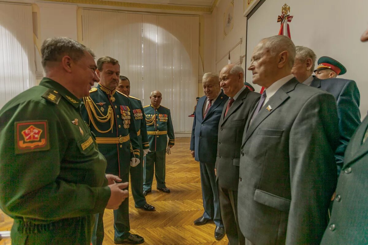 Командующий 1 танковой армией Западного военного округа. 6 Общевойсковая армия Западного военного округа. Командующий 1 общевойсковой армии ЗВО. Командующий 1 танковой армии Западного военного. Сайт западного военного округа