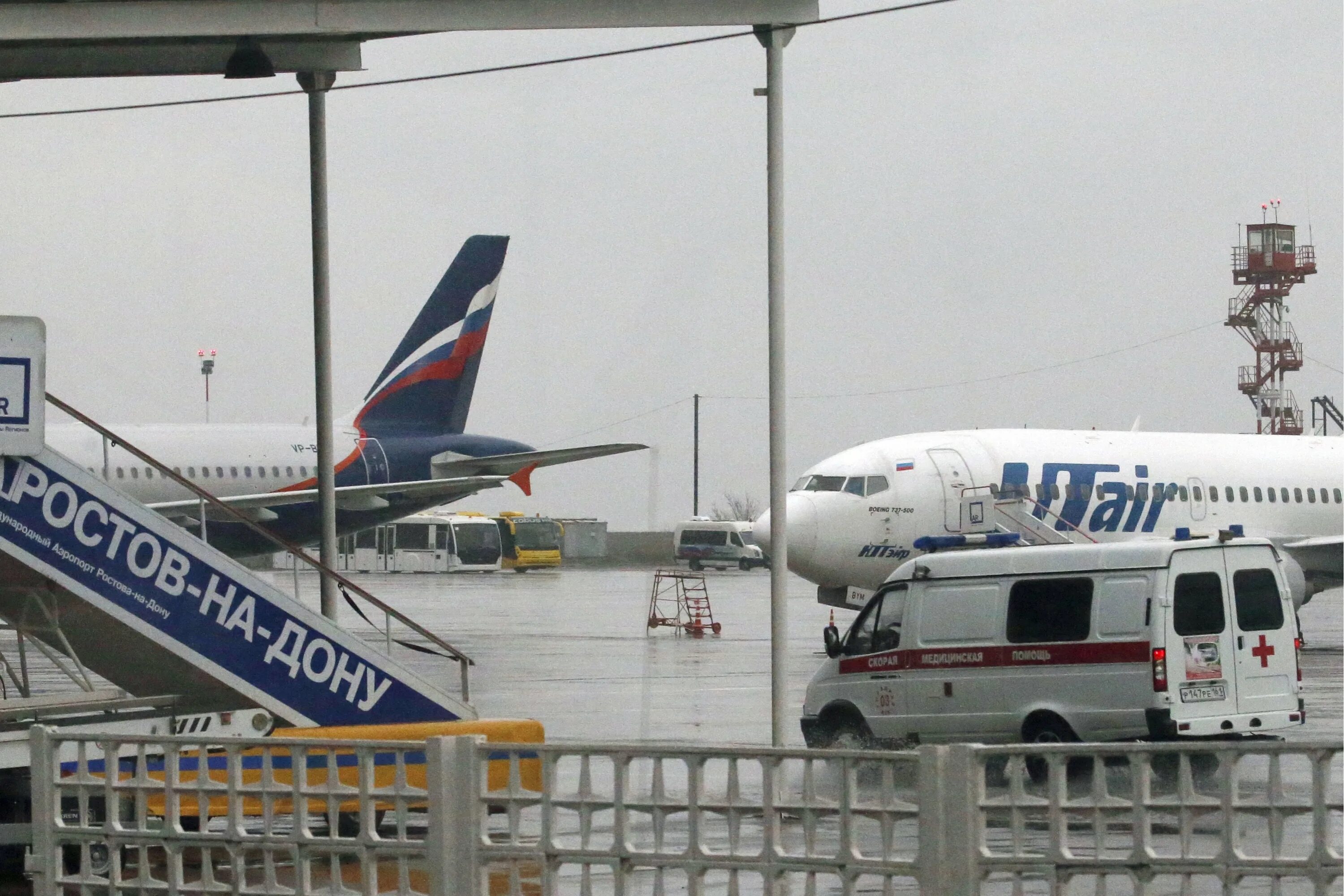 Летают ли самолеты в ростов на дону. Ростов на дону боинг 737 800. боинг-737 флай дубай ростов. флай дубай 737 ростов на дону.