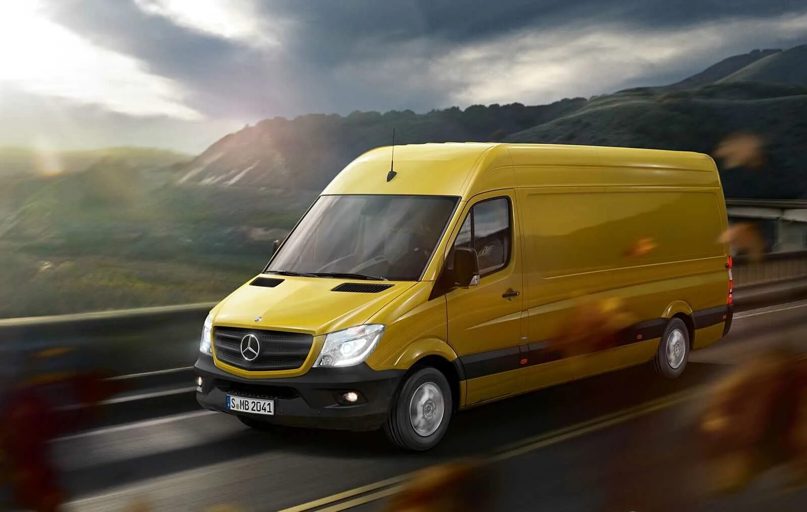 Мерседес спринтер 7. Мерседес Бенц Спринтер. Мерседес Спринтер фургон. Mercedes-Benz Sprinter van. Mercedes Sprinter van.