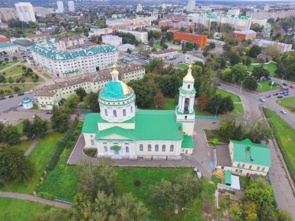 Орловская область города. Собор Михаила Архангела Орел. Город Орел Орловская область. Г Орел храм Михаила Архангела. Церковь Архангела Михаила Орловская область.