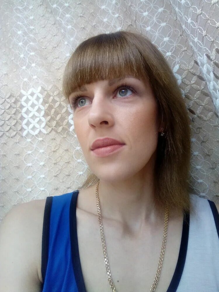 Одинокие женщины ст вешенская. Одинокие женщины ст вешенская. Вешенские девушки. Кашары девушки. Вешенские девушки.