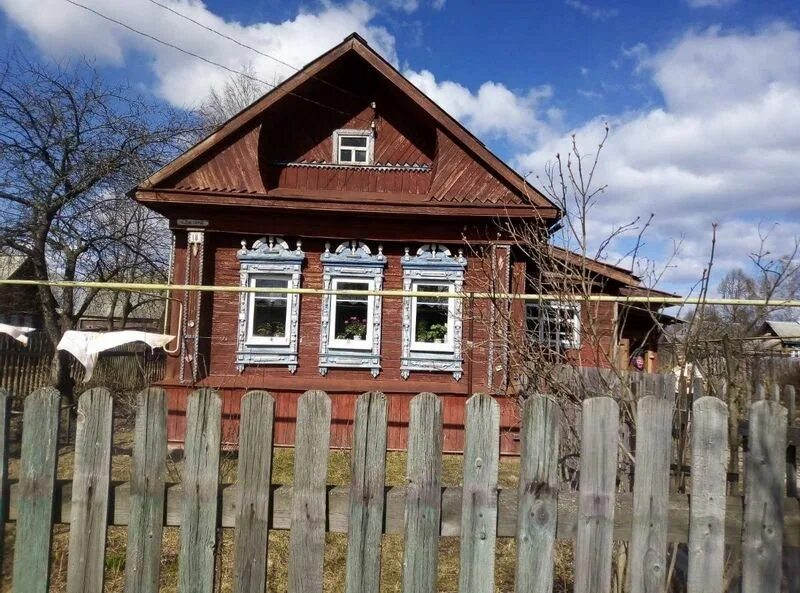 Дом в городе вичуга. Дом вичуга. в деревне вичуга.
