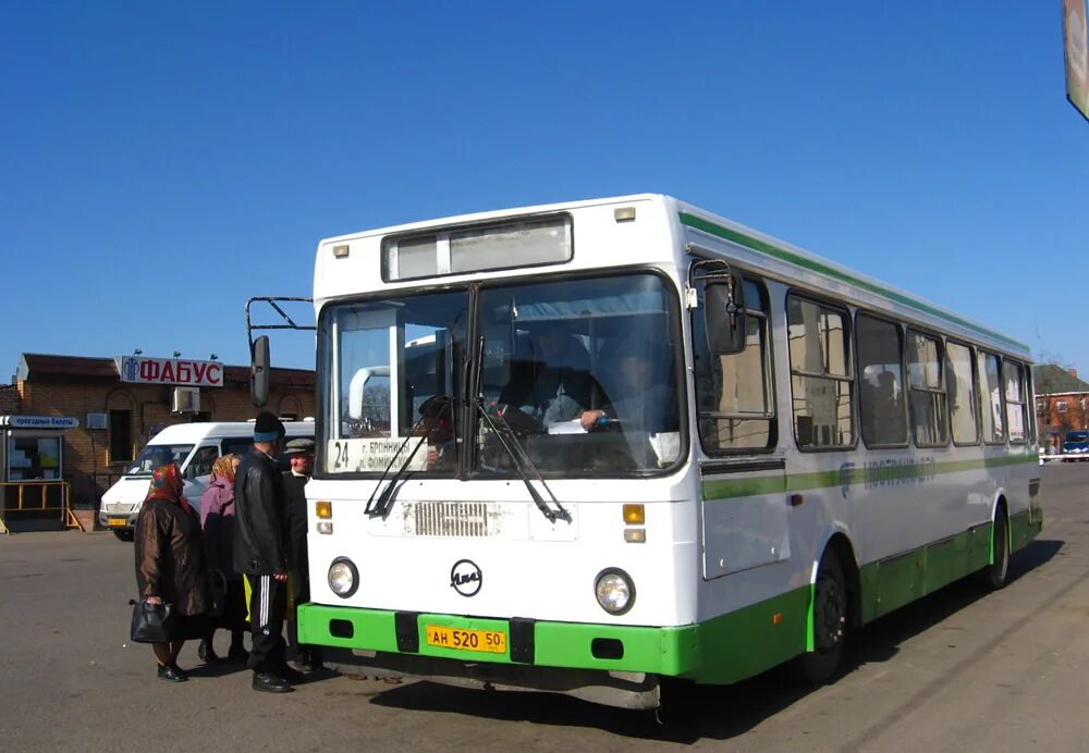 Автобус бронницы колупаева. Автобус 24 Бронницы. Автостанция Бронницы. Автостанция г. Бронницы, Бронницы. Автобус 324 Бронницы.