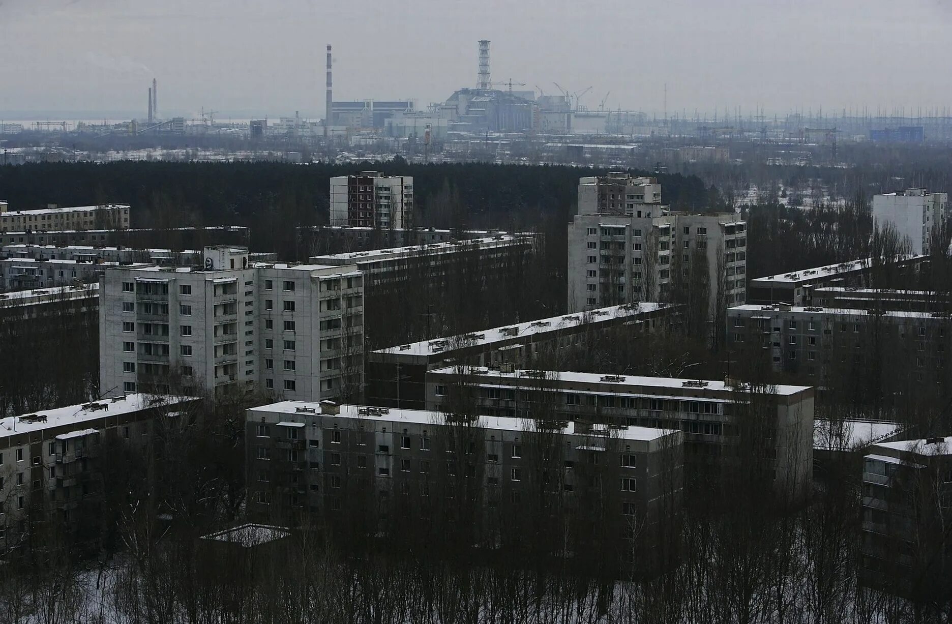 Https chernobyl. Припять Украина город-призрак. Припять 2001. Припять город призрак. Припять 2006 год.