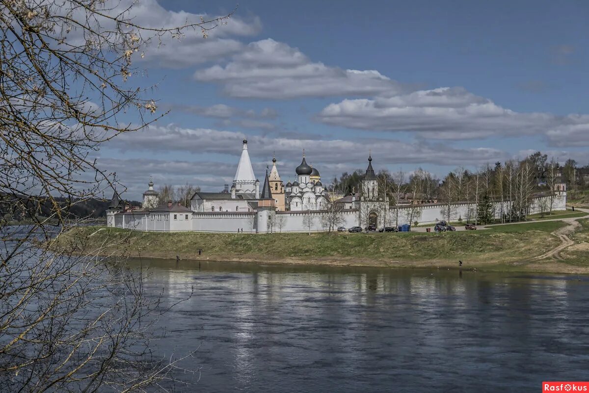 Монастыри тверской области фото