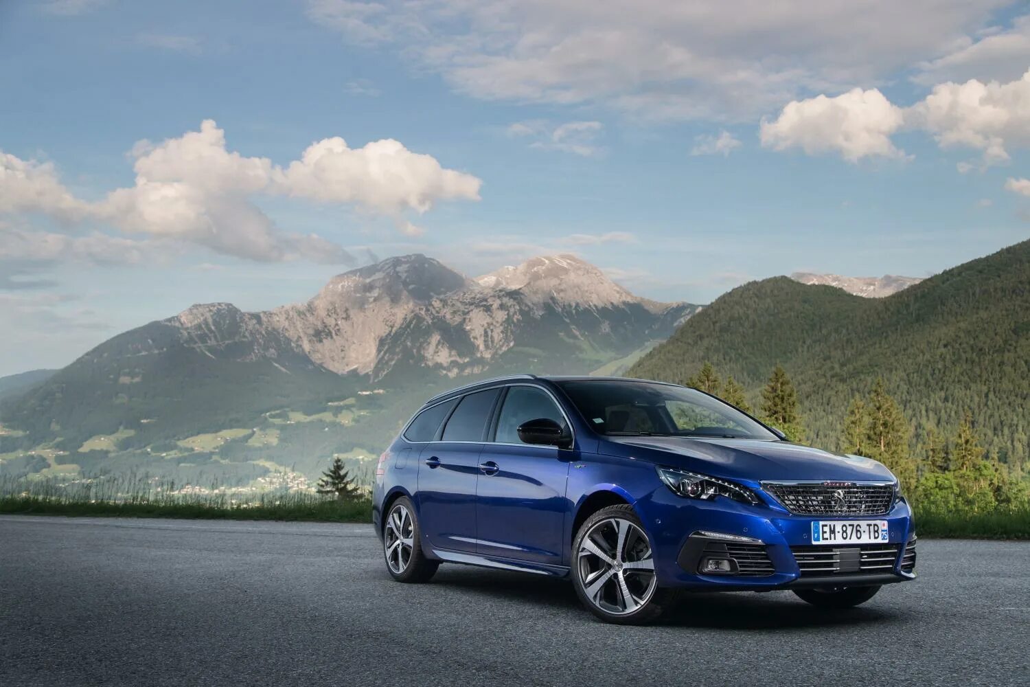 Peugeot 308 2018. Пежо 308 2017 года седан. Пежо 308 2018. Peugeot 308 wagon. Peugeot 308 2014.