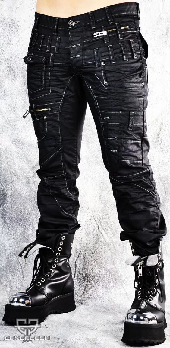 Брюки cyberpunk street fashion. Штаны в стиле киберпанк мужские. Holy grail штаны. Штаны модный киберпанк. Киберпанк сапоги мужские.