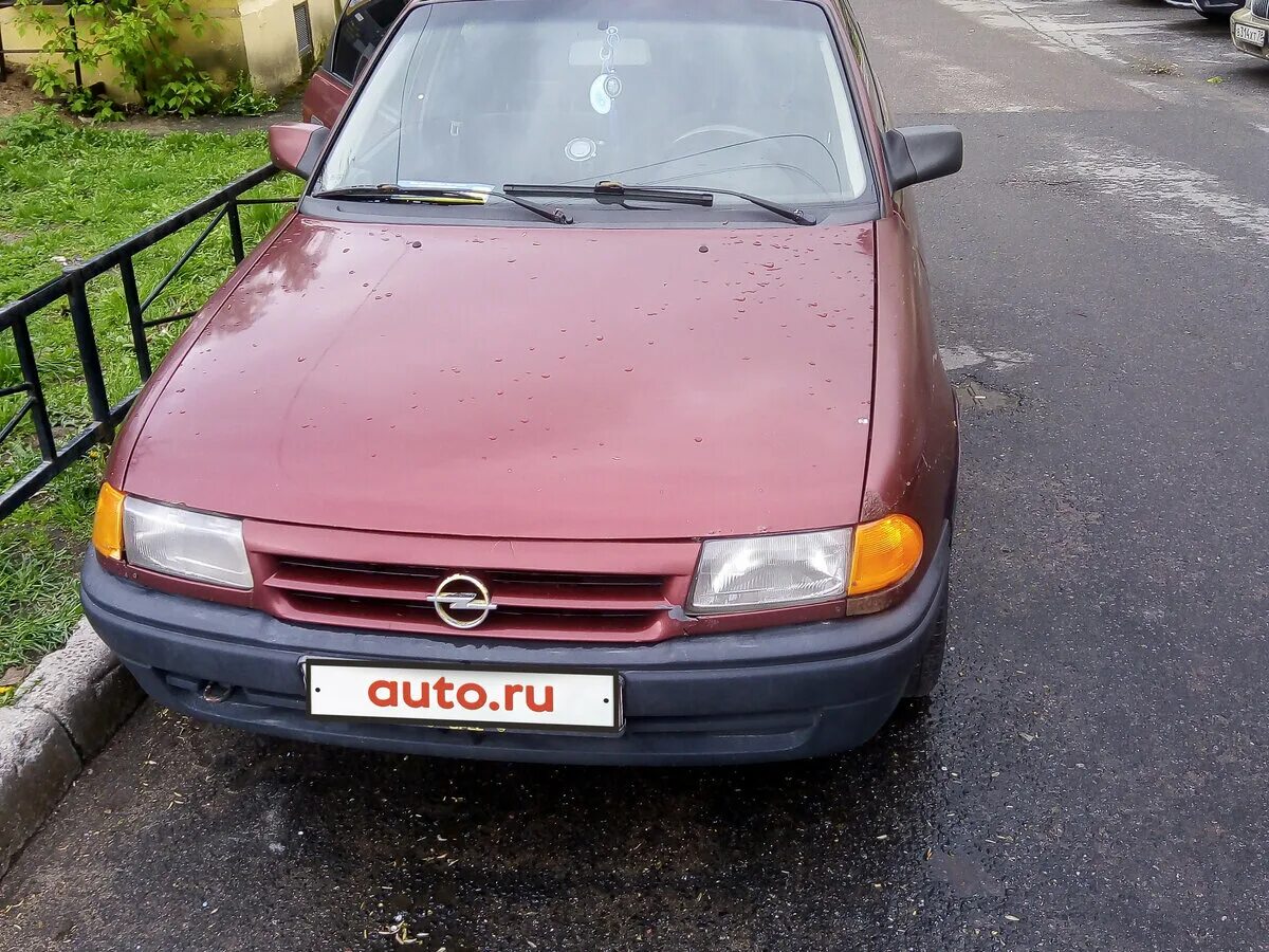 Опель седан 1992. Опель 1992 года универсал. Опель 1992 года модель. Opel 1992