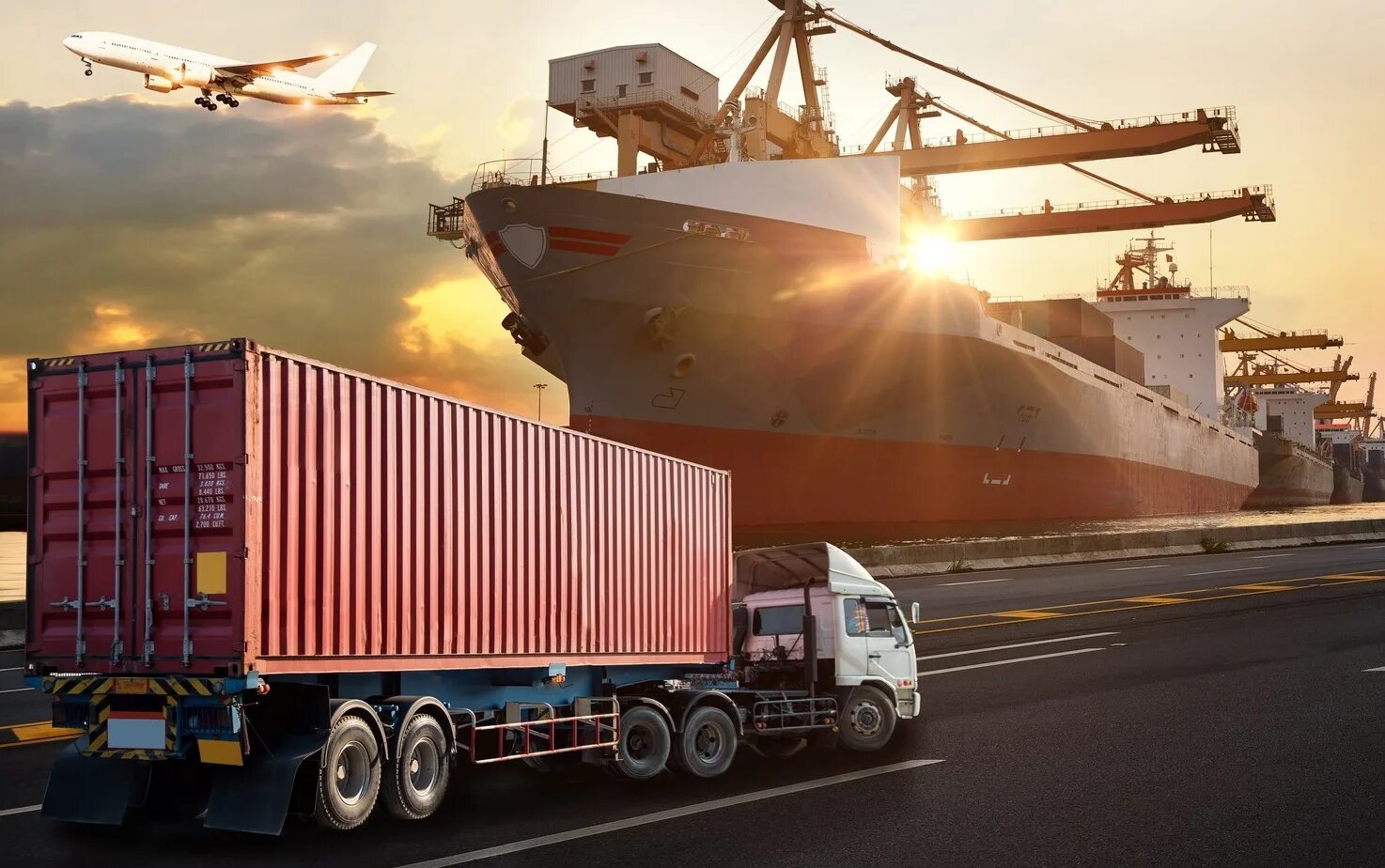 Фрейт Форвардинг. Транспортная компания Cargo transport Logistics. Ивеко контейнеровоз. Тягач контейнеровоз. Фуру перевозки груза россии